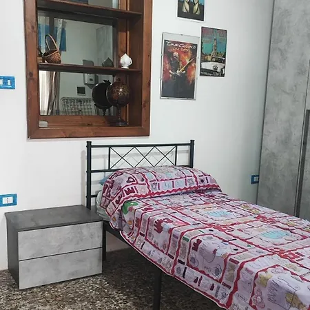 A 80m Dal Mare Salento Puglia Apartman *